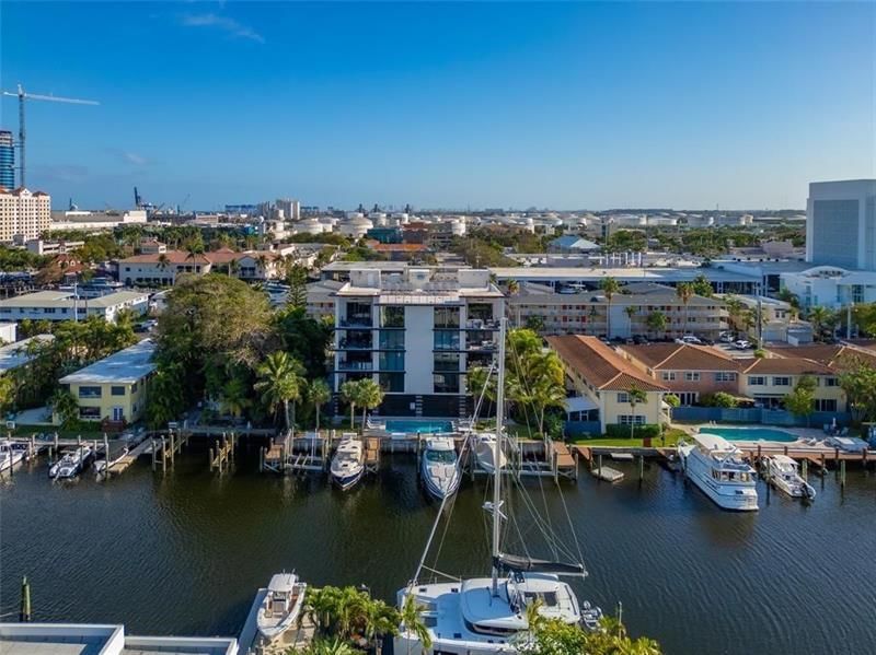 1507 SE 15th Street, Unit 202, Fort Lauderdale, FL 33316 Photo