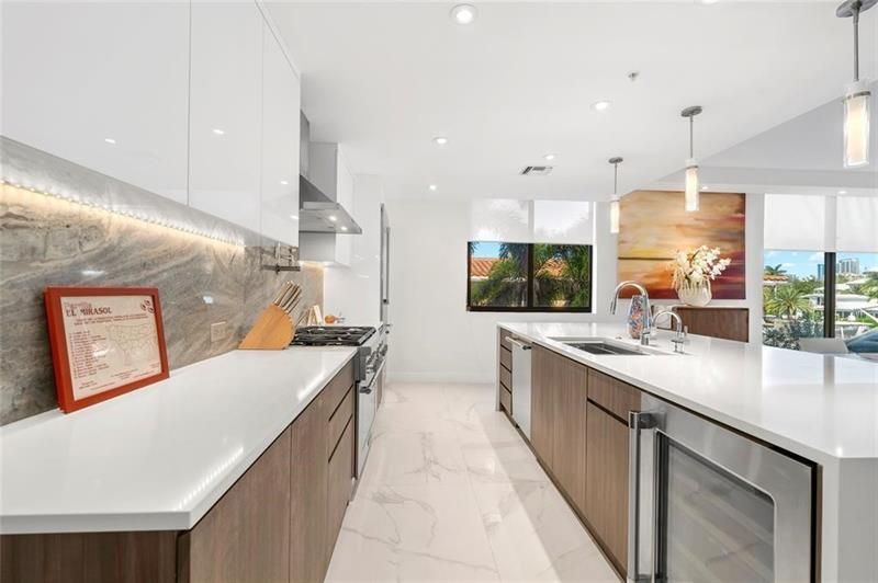 1507 SE 15th Street, Unit 202, Fort Lauderdale, FL 33316 Photo