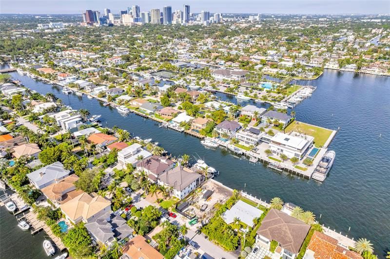 1725 SE 13th Street, Fort Lauderdale, FL 33316 Photo