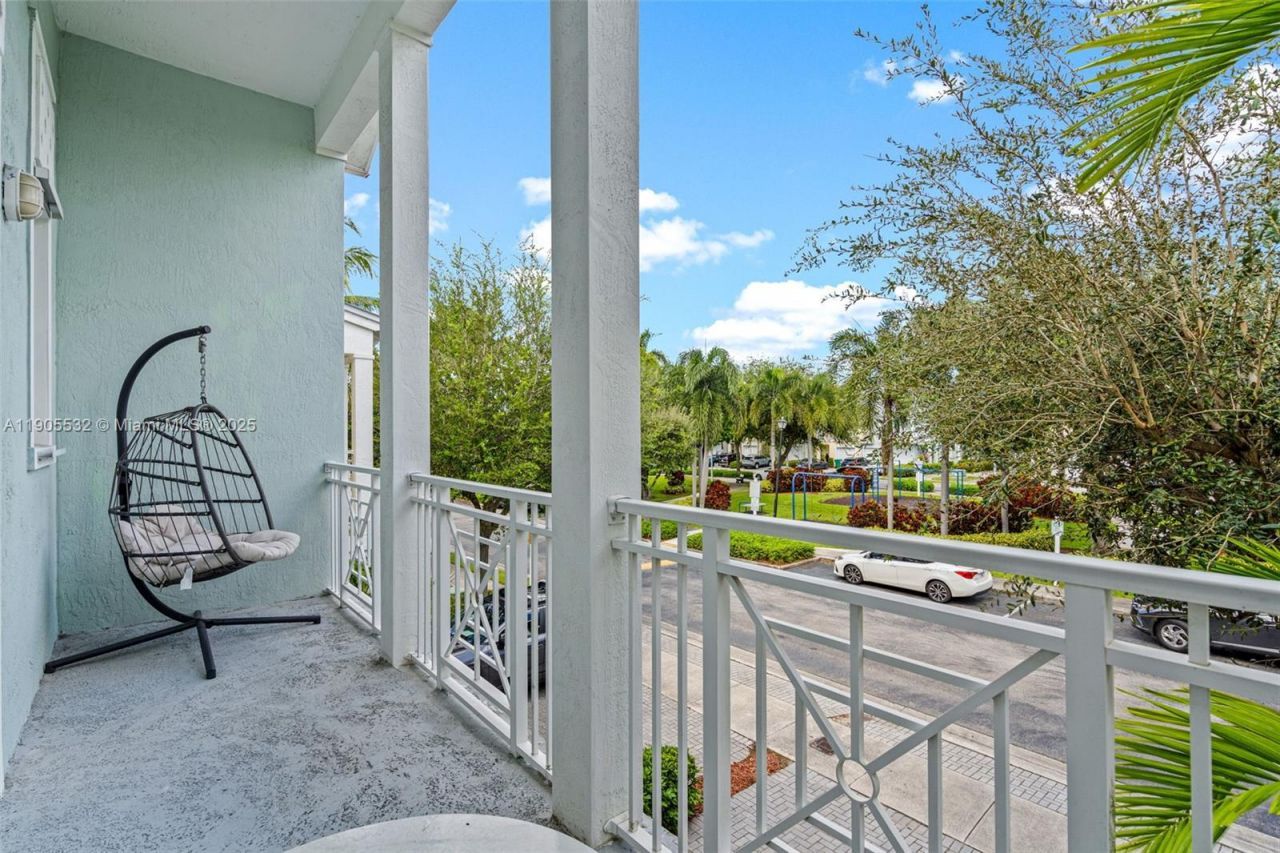 10760 NW 74th Ln, Doral, FL 33178 Photo