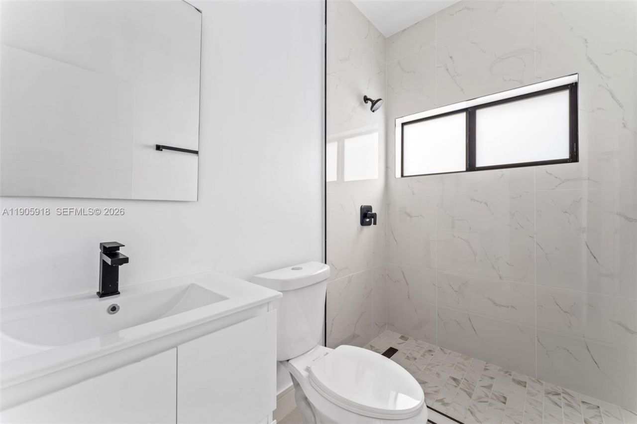 5318 NW 7 Ct, Miami, FL 33127 Photo