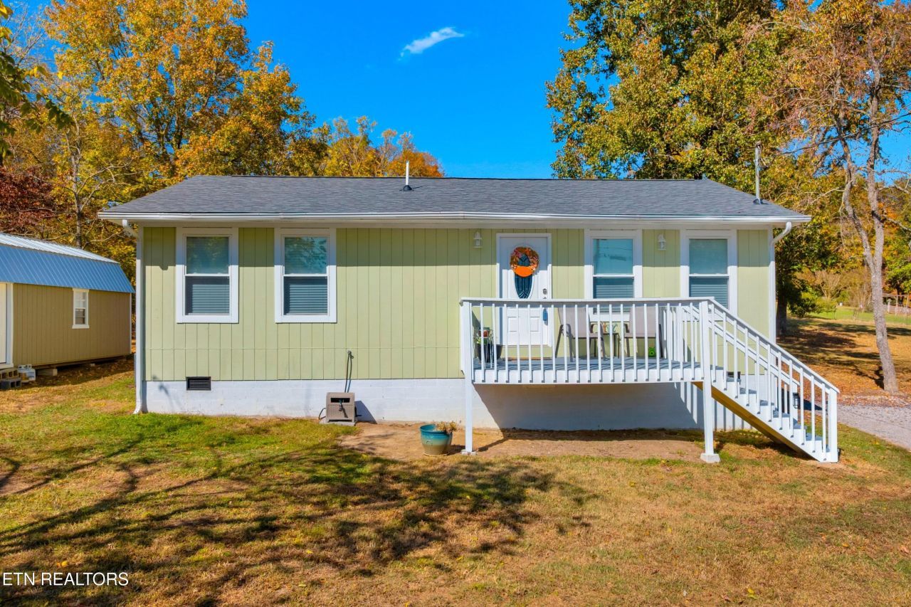 1517 Old Chisholm Tr Dandridge, TN 37725