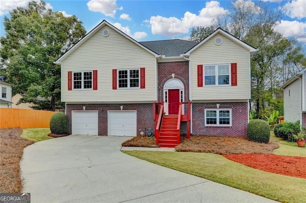5166 Thorin Oak Circle, Sugar Hill, GA 30518 Main Photo