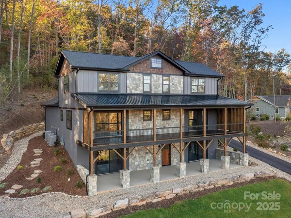 3 Erin Glen Court, Fairview, NC 28730