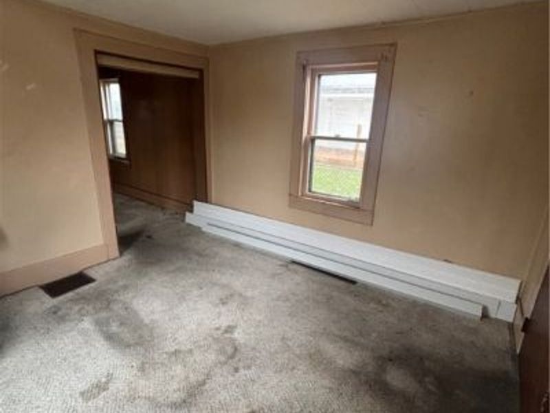 1427 4th Street NE, Canton, OH 44704 Photo 2