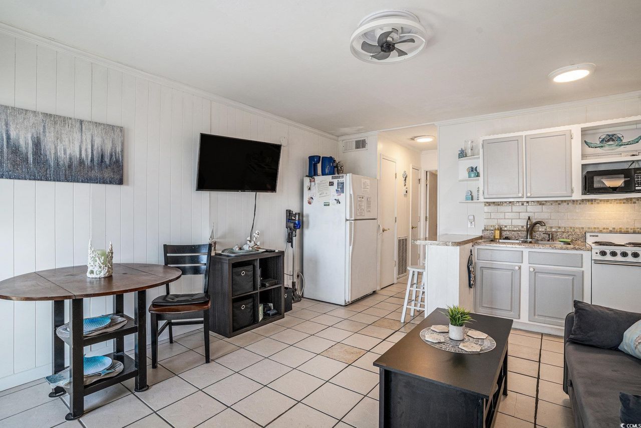 6000 N Ocean Blvd. Photo 8