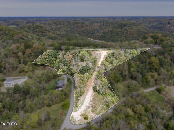 7.4 AC Helms Hollow Road, Silver Point, TN 38582