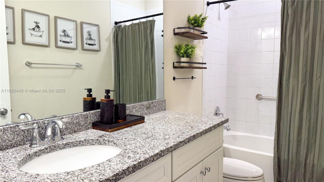 5110 Eucalyptus Dr, Unit 3, Hollywood, FL 33021 Photo