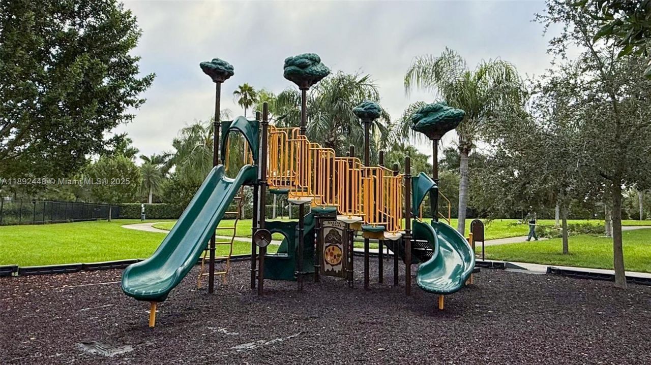 5110 Eucalyptus Dr, Unit 3, Hollywood, FL 33021 Photo