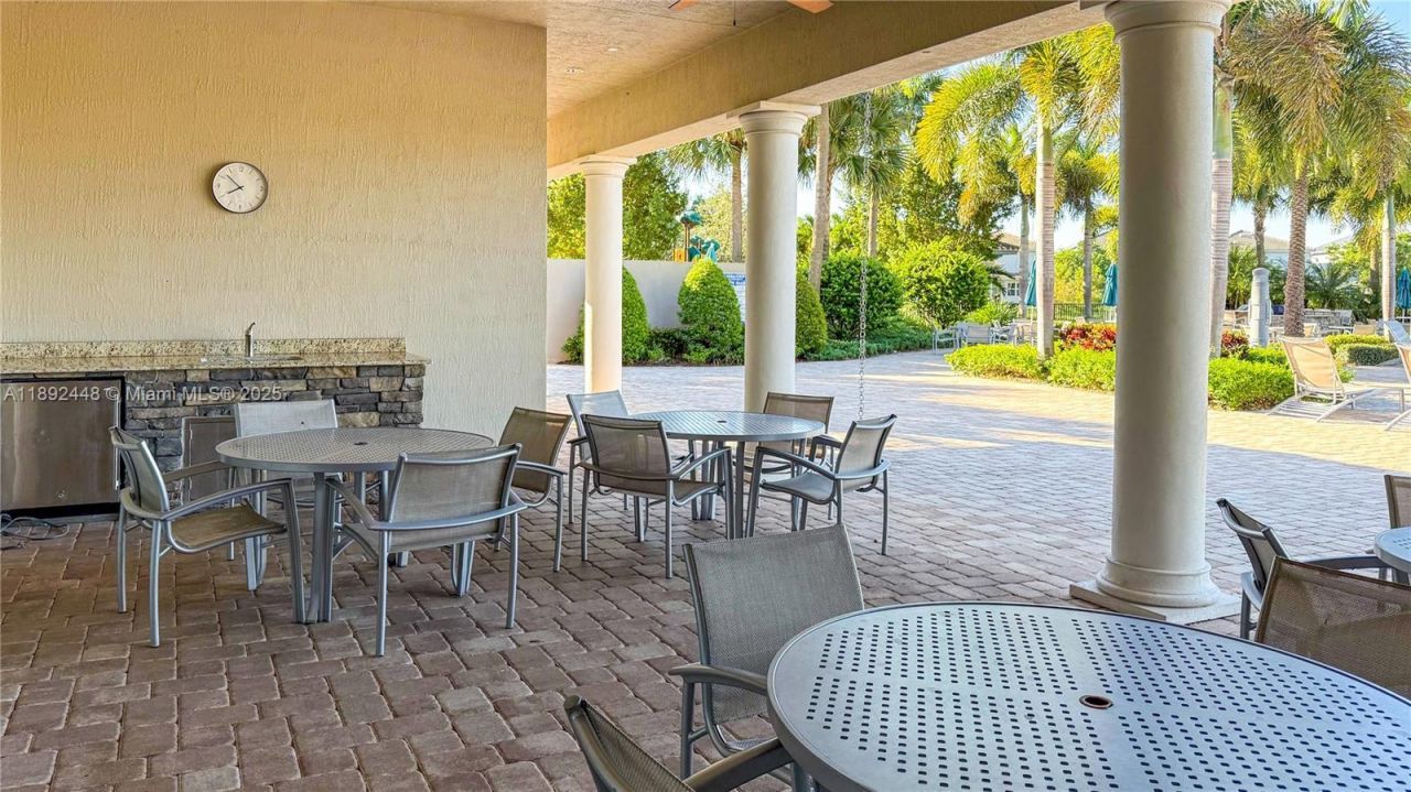 5110 Eucalyptus Dr, Unit 3, Hollywood, FL 33021 Photo