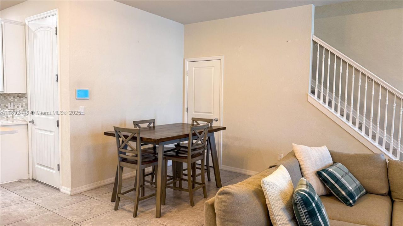 5110 Eucalyptus Dr, Unit 3, Hollywood, FL 33021 Photo