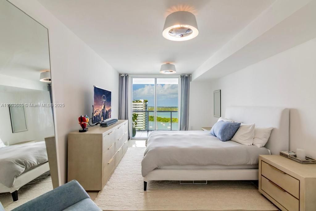 7928 East Dr, Unit 1604, North Bay Village, FL 33141 Photo