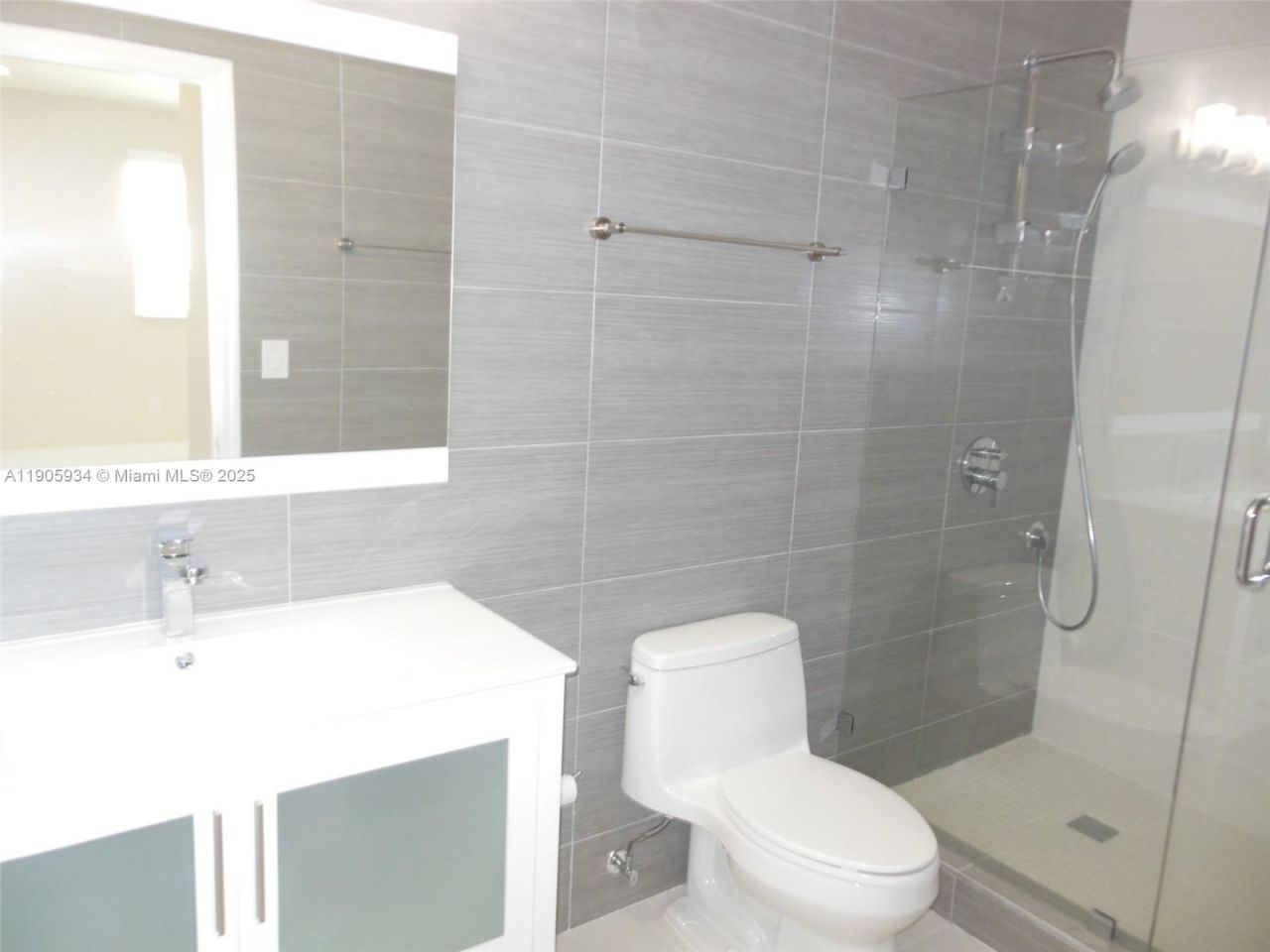 2280 SW 32nd Ave, Unit 406, Miami, FL 33145 Photo