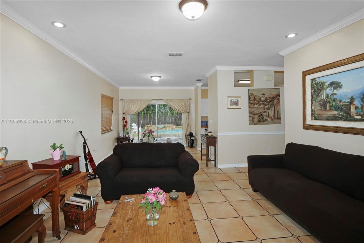 14723 SW 142nd St, Miami, FL 33196 Photo