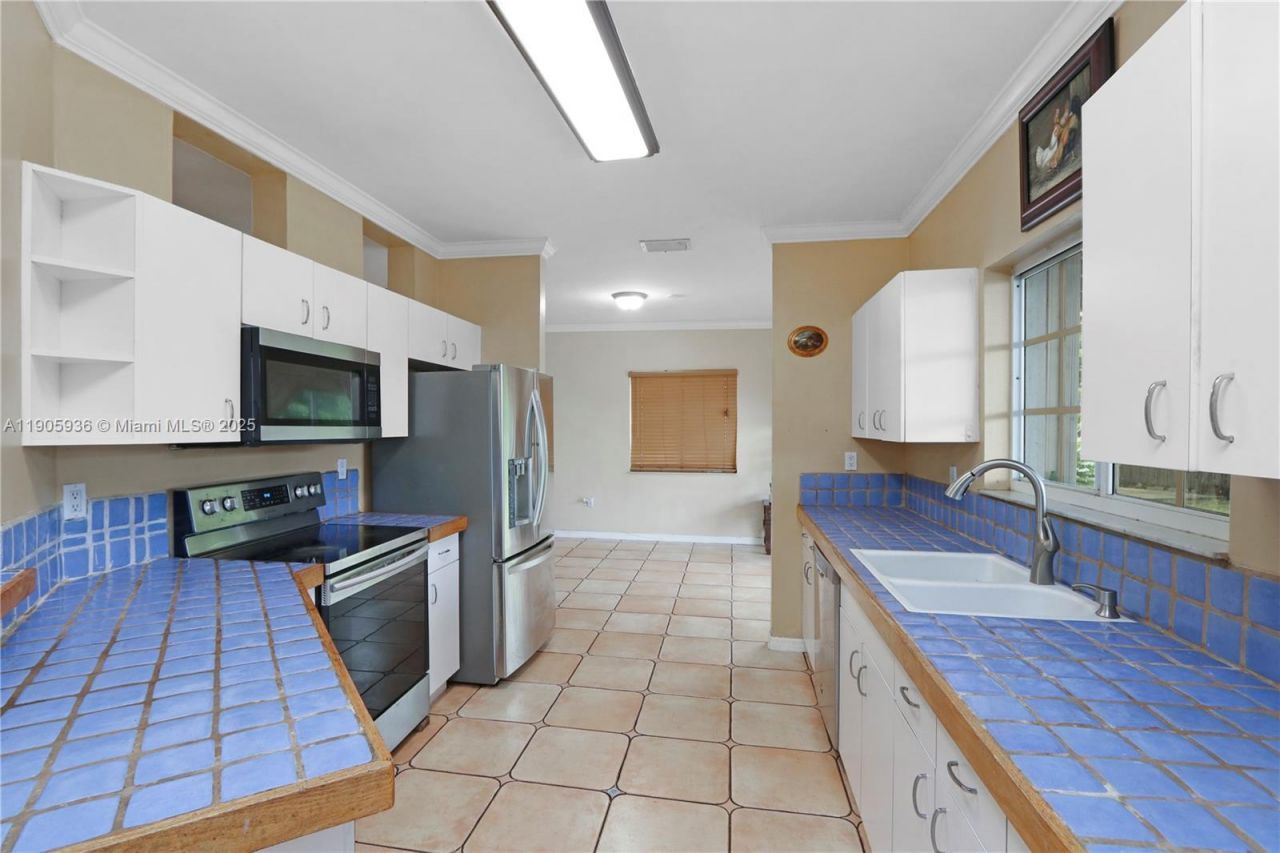 14723 SW 142nd St, Miami, FL 33196 Photo