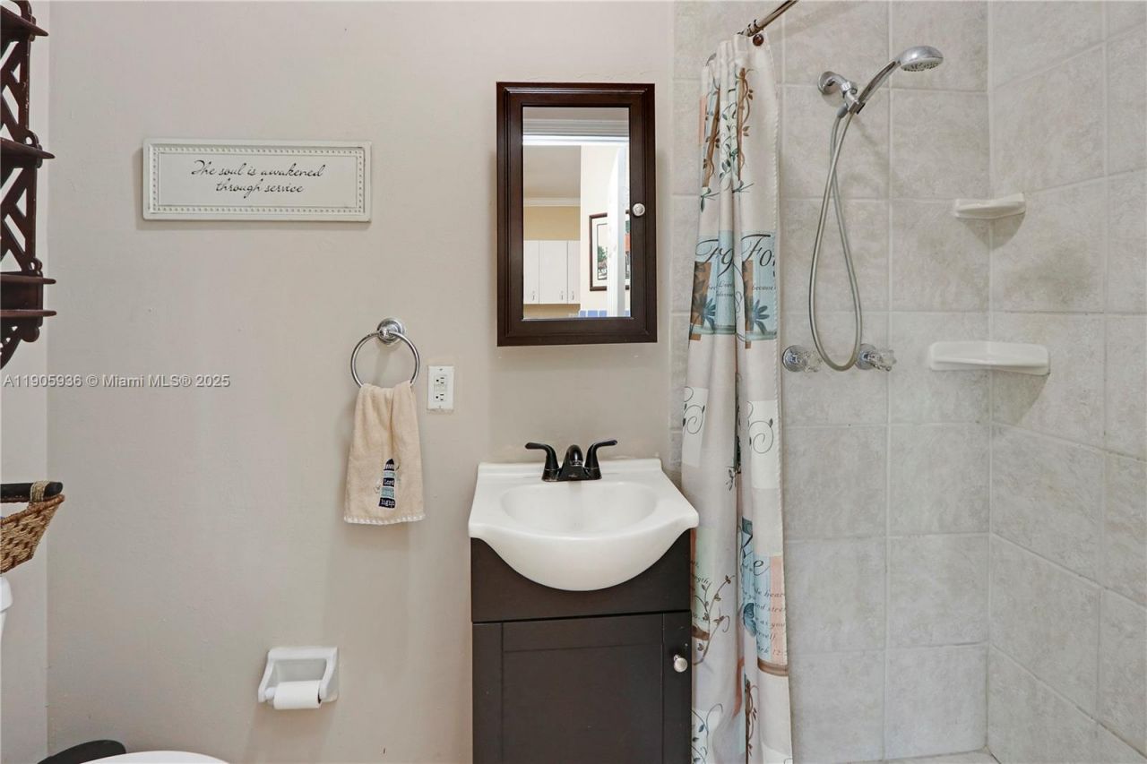 14723 SW 142nd St, Miami, FL 33196 Photo