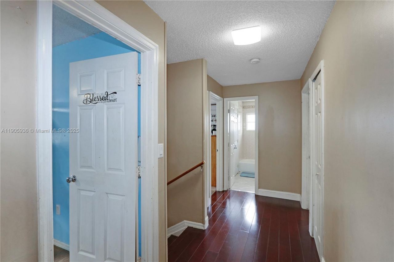 14723 SW 142nd St, Miami, FL 33196 Photo