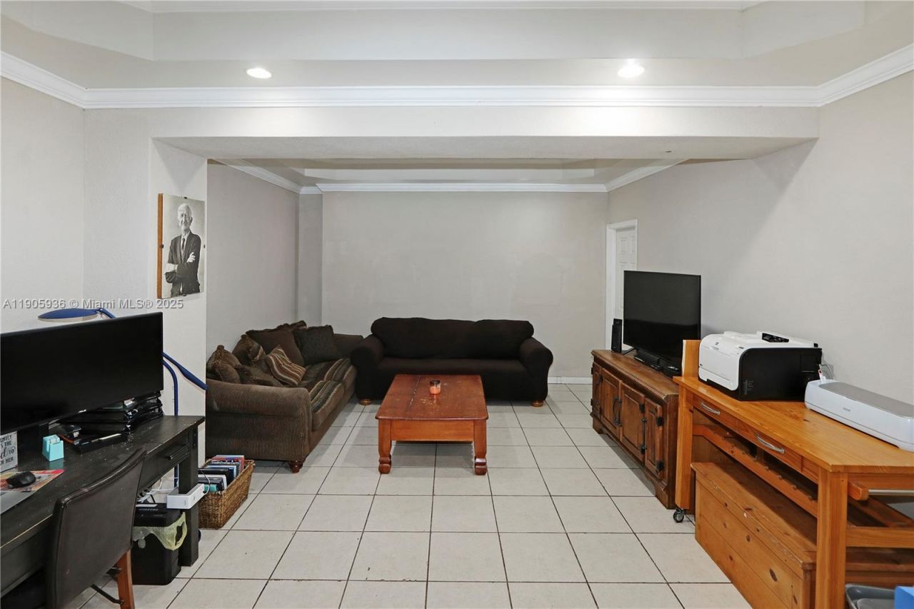 14723 SW 142nd St, Miami, FL 33196 Photo