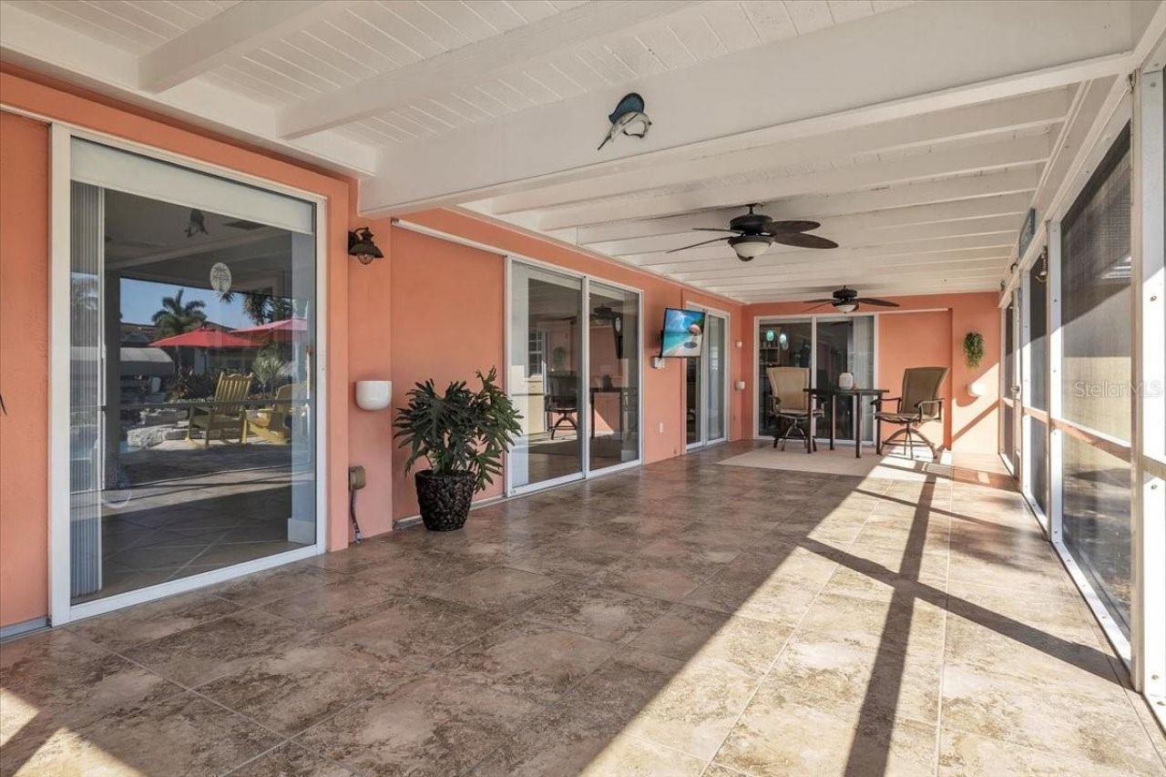 5305 Malaluka Court, Cape Coral, FL 33904 Photo