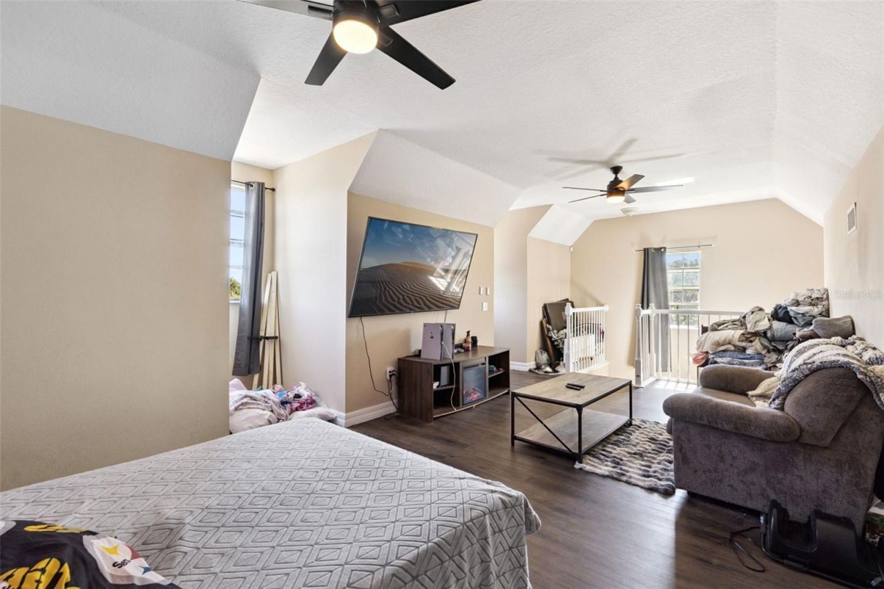 3305 Red Fox Drive, Deltona, FL 32725 Photo