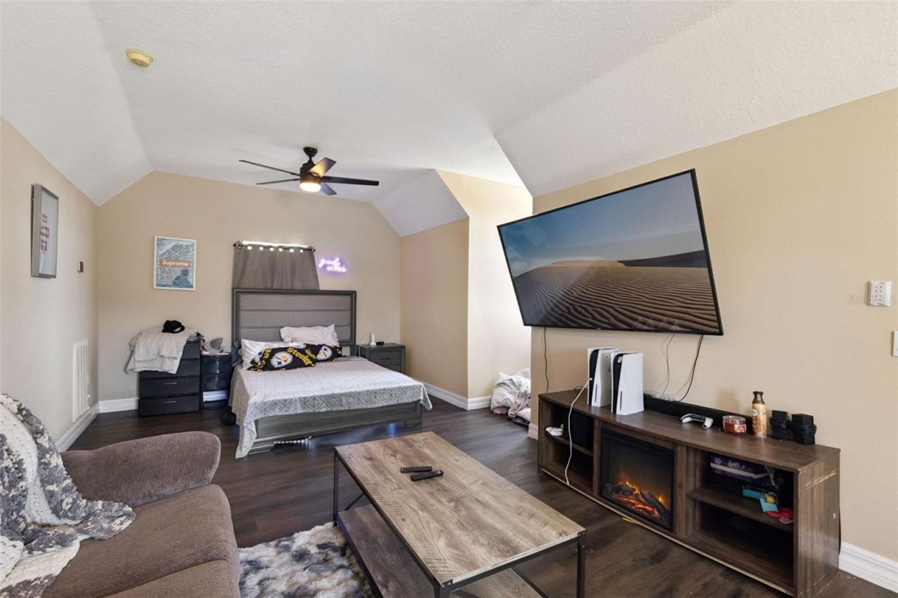 3305 Red Fox Drive, Deltona, FL 32725 Photo