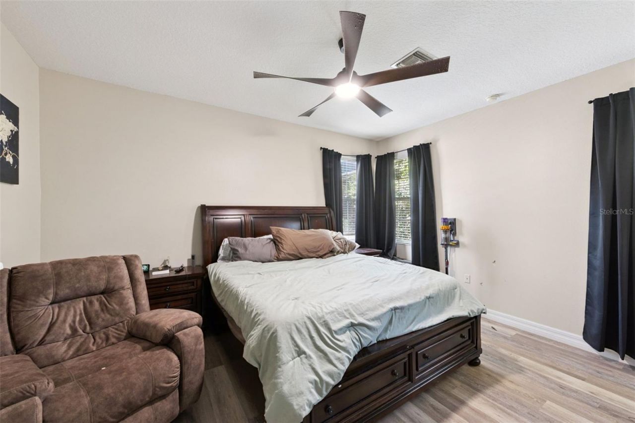 3305 Red Fox Drive, Deltona, FL 32725 Photo