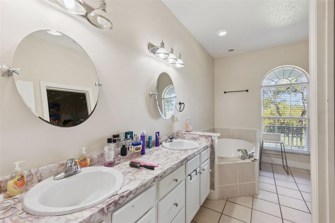 3305 Red Fox Drive, Deltona, FL 32725 Photo