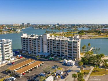 450 TREASURE ISLAND CAUSEWAY, Unit 702, TREASURE ISLAND, FL 33706