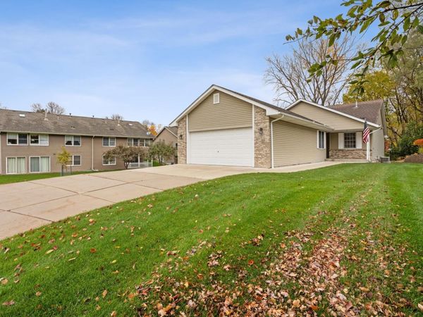 14817 Upper 56th Street N, Stillwater, MN 55082