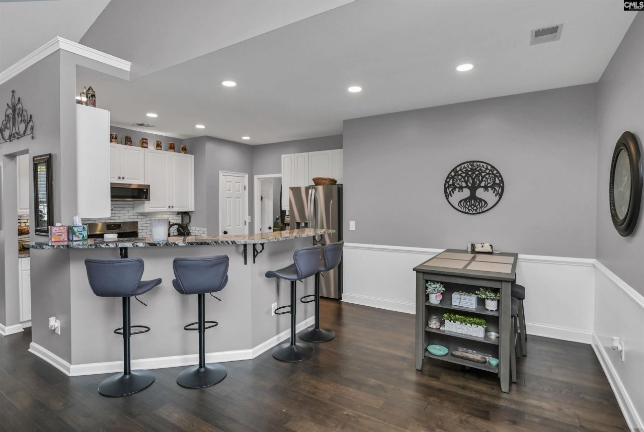 416 Buckthorne Road Photo 12