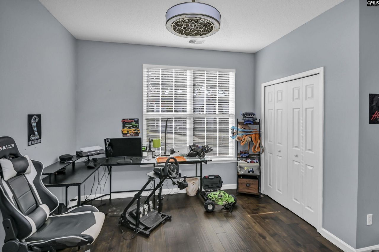 416 Buckthorne Road Photo 17