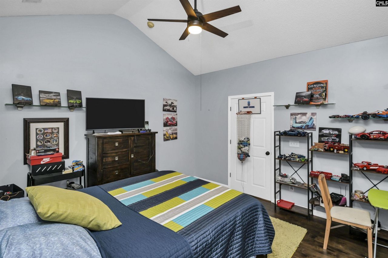 416 Buckthorne Road Photo 20