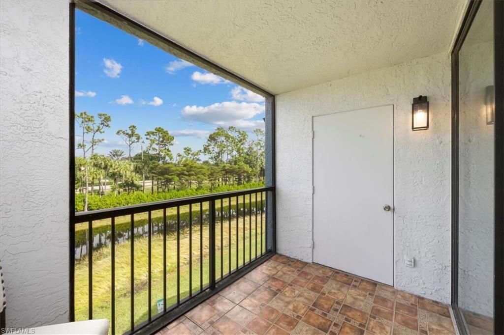 13545 Eagle Ridge Dr, Unit 834, Fort Myers, FL 33912 Photo