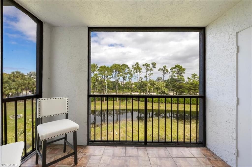 13545 Eagle Ridge Dr, Unit 834, Fort Myers, FL 33912 Photo