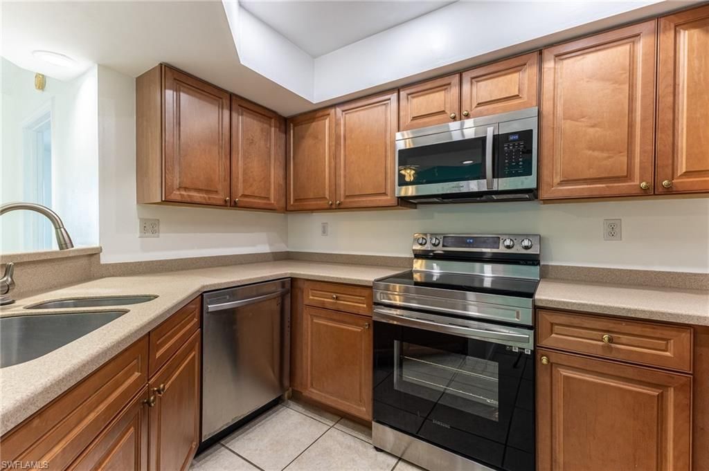 13450 Greengate Blvd, Unit 321, Fort Myers, FL 33919 Photo