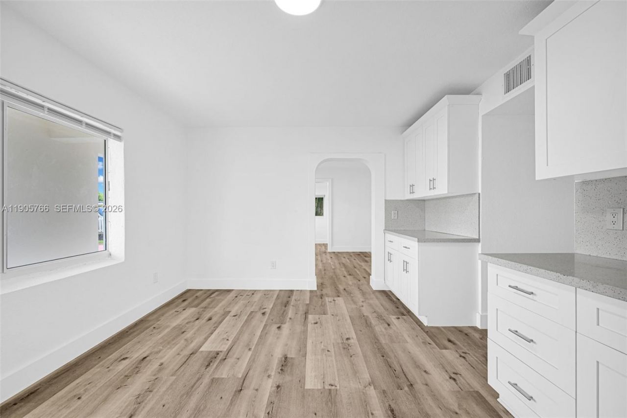 26 E 45th St, Hialeah, FL 33013 Photo