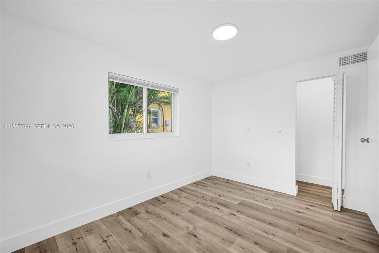 26 E 45th St, Hialeah, FL 33013 Photo