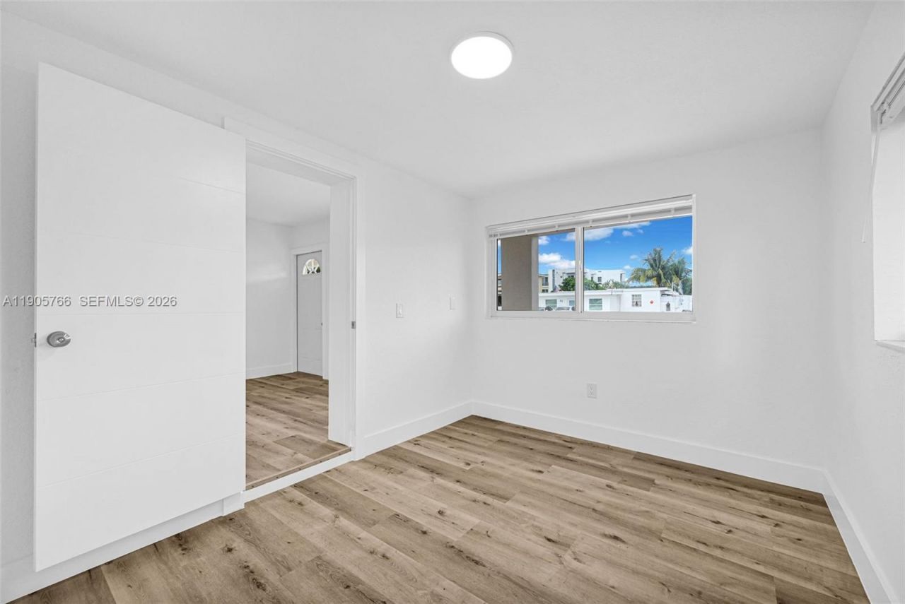 26 E 45th St, Hialeah, FL 33013 Photo