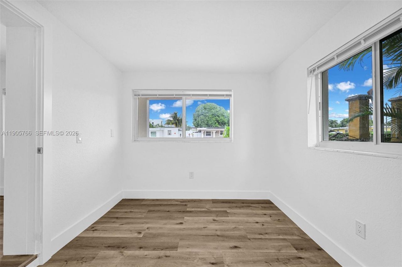 26 E 45th St, Hialeah, FL 33013 Photo