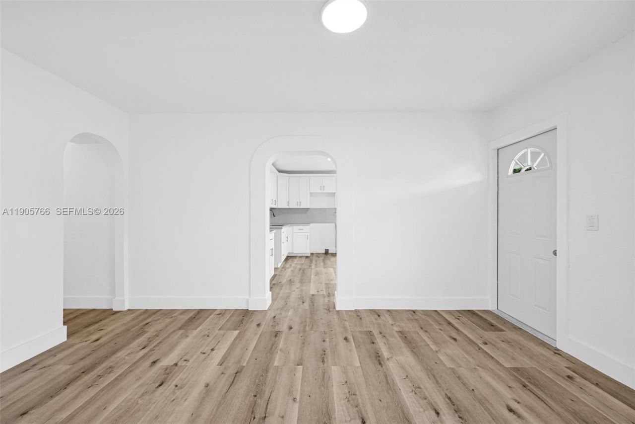 26 E 45th St, Hialeah, FL 33013 Photo