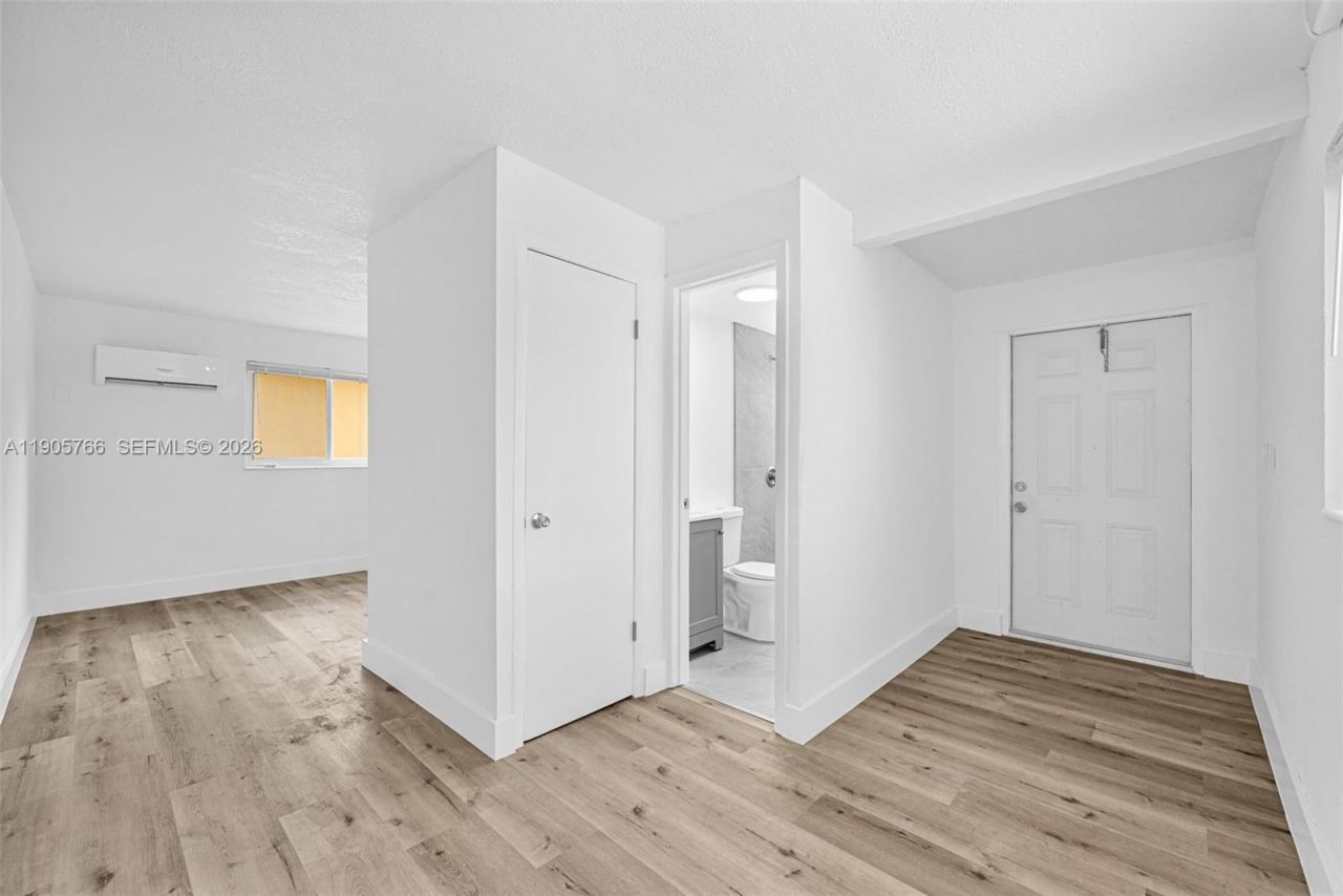 26 E 45th St, Hialeah, FL 33013 Photo