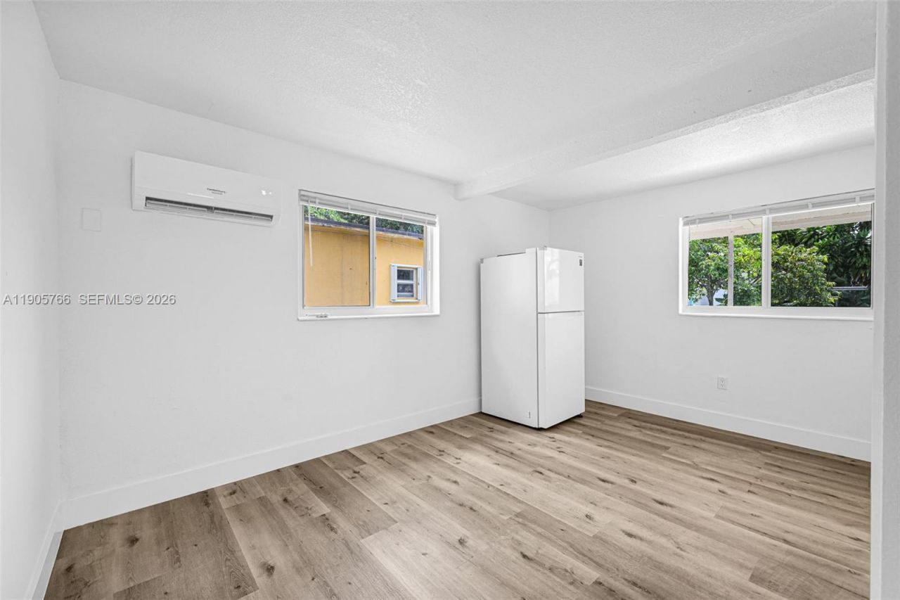 26 E 45th St, Hialeah, FL 33013 Photo