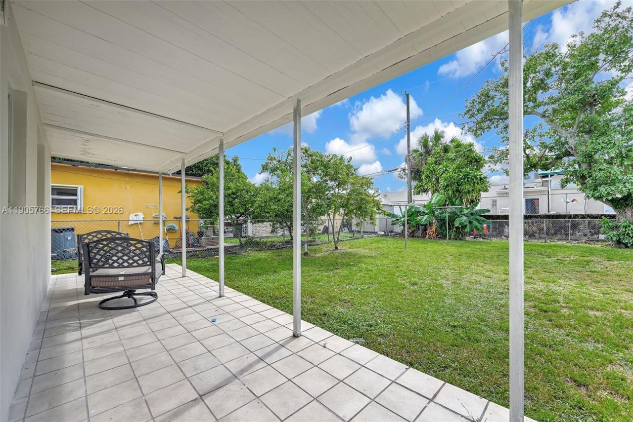 26 E 45th St, Hialeah, FL 33013 Photo