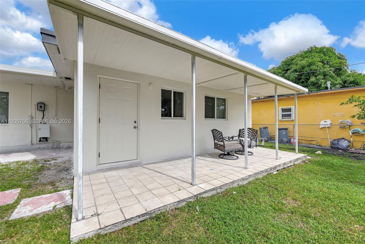 26 E 45th St, Hialeah, FL 33013 Photo