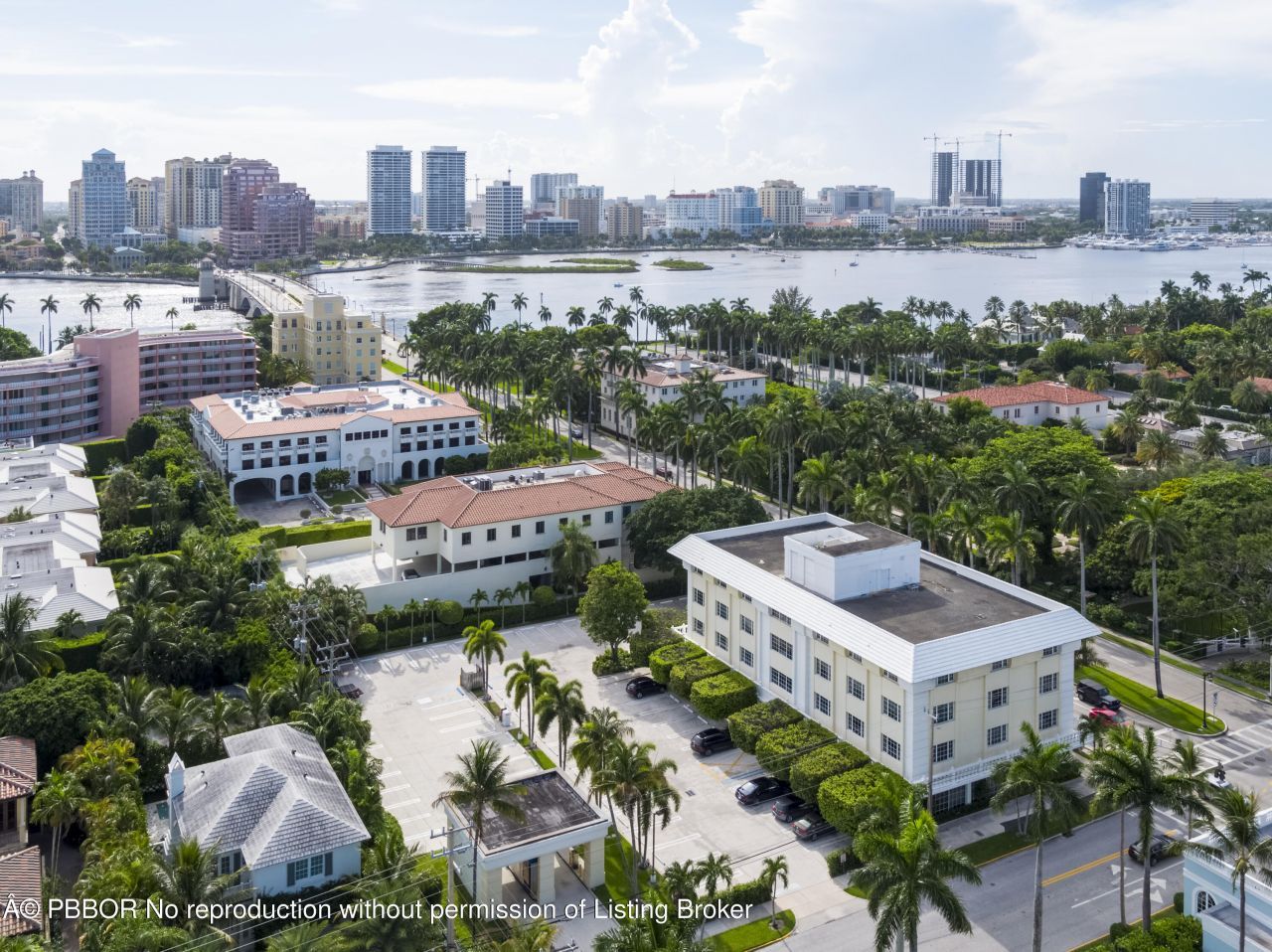 400 Royal Palm Way, Unit 206, Palm Beach, FL 33480 Photo