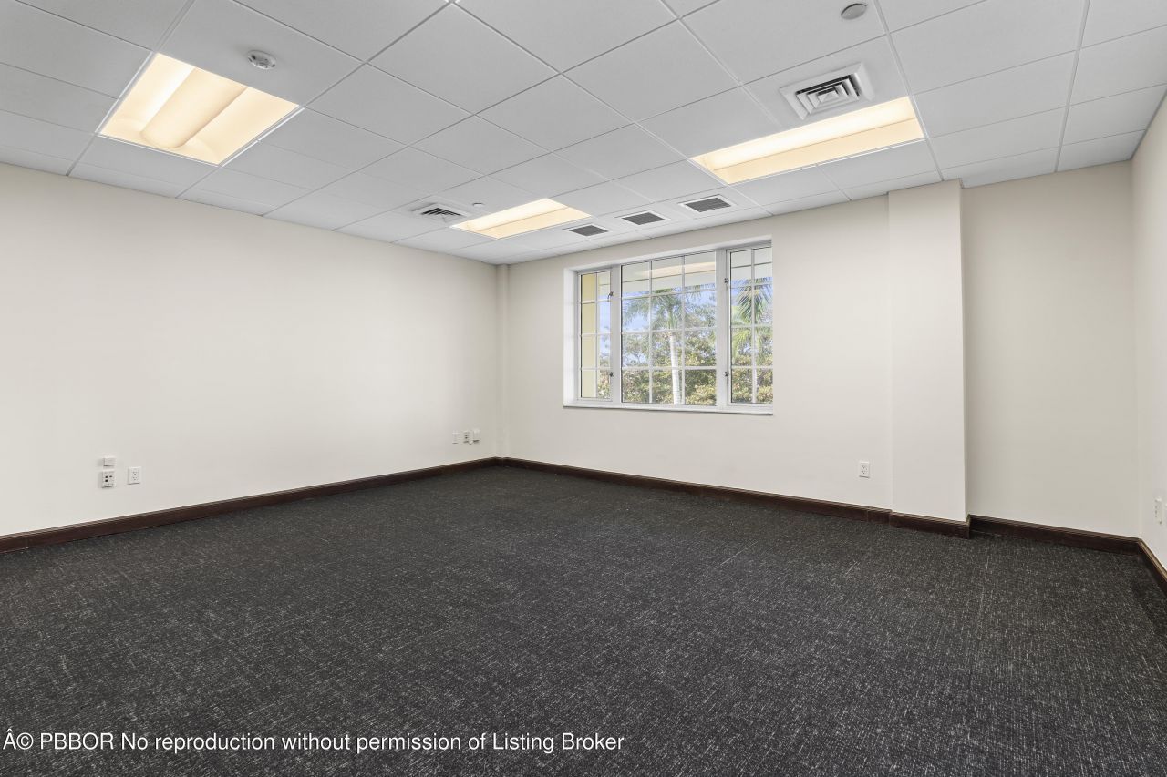 400 Royal Palm Way, Unit 402, Palm Beach, FL 33480 Photo