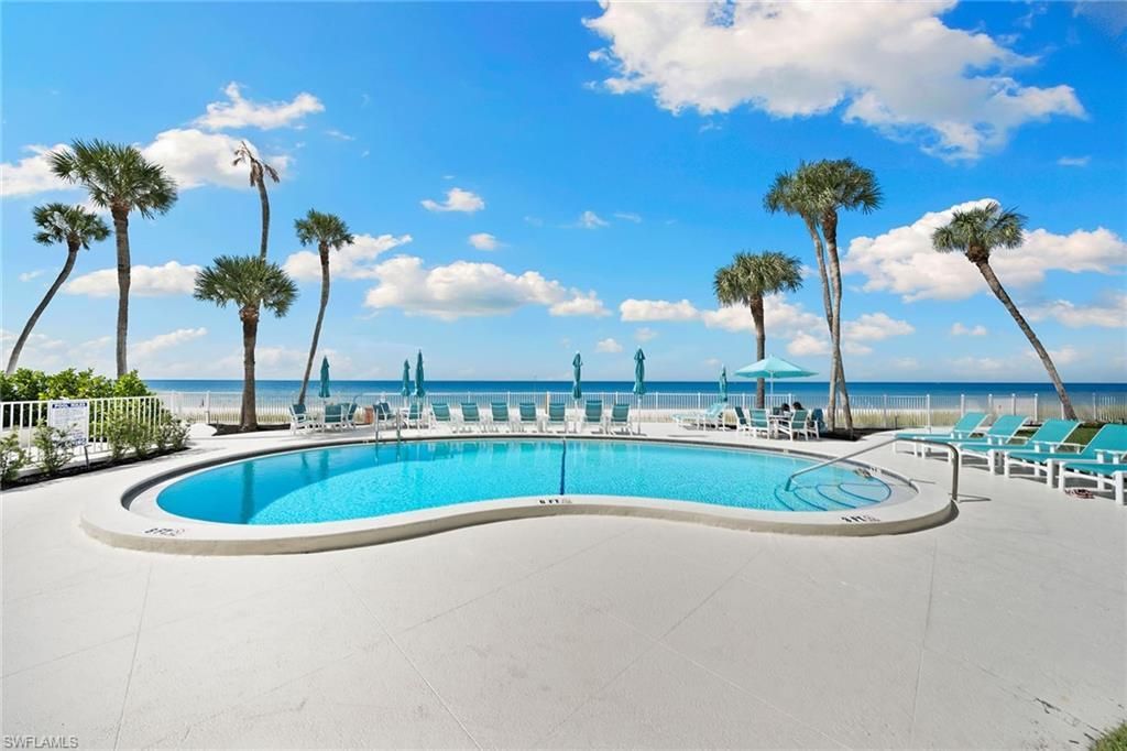 2885 Gulf Shore Blvd N, Unit 304, Naples, FL 34103 Photo