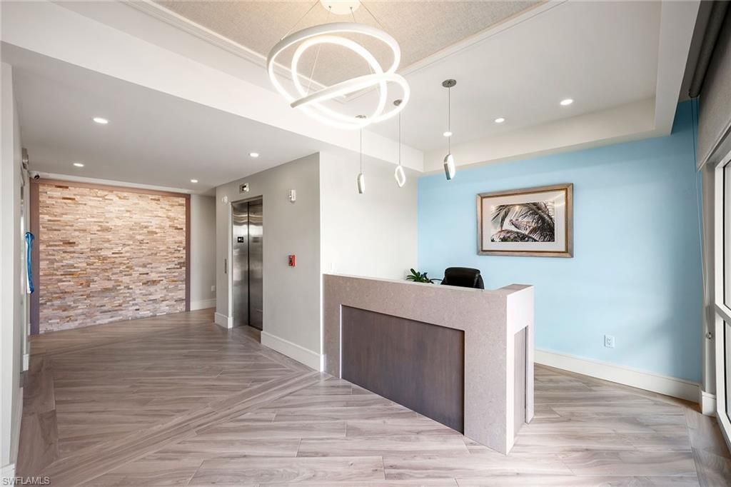 2885 Gulf Shore Blvd N, Unit 304, Naples, FL 34103 Photo