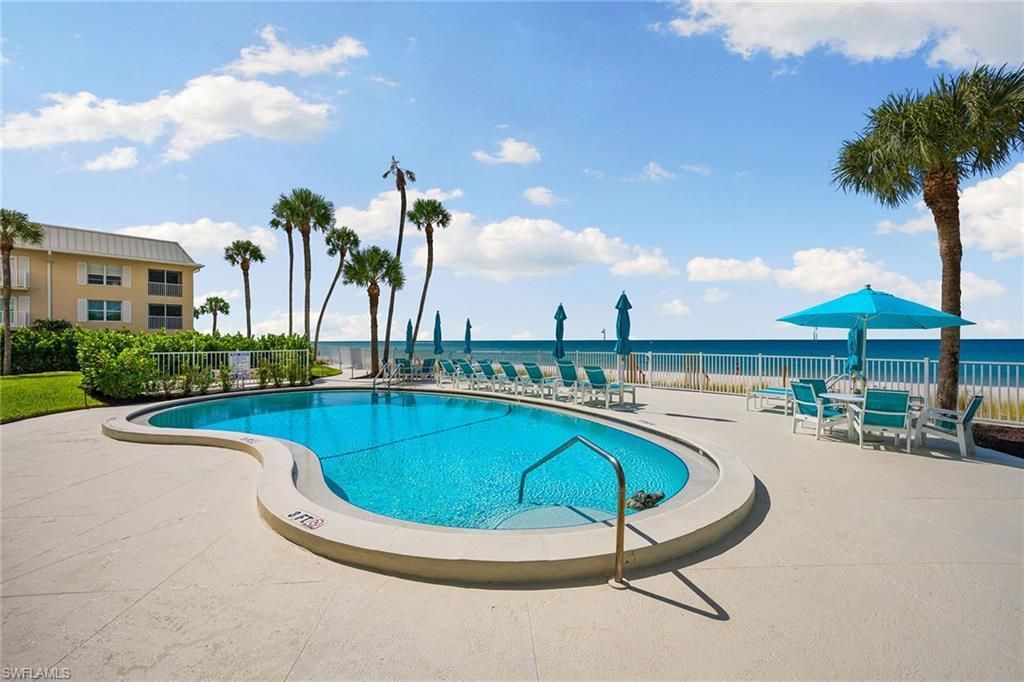 2885 Gulf Shore Blvd N, Unit 304, Naples, FL 34103 Photo