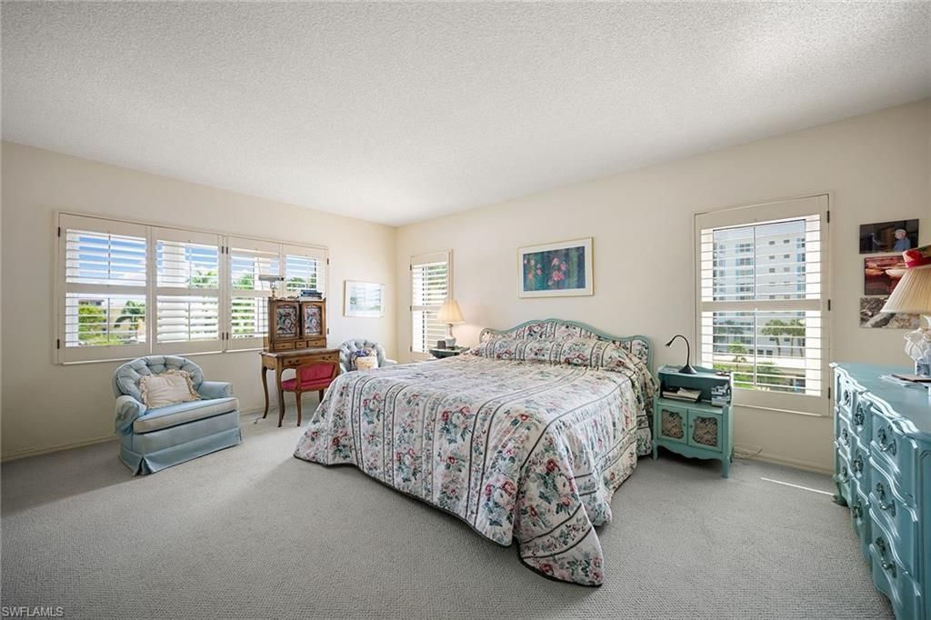 2885 Gulf Shore Blvd N, Unit 304, Naples, FL 34103 Photo